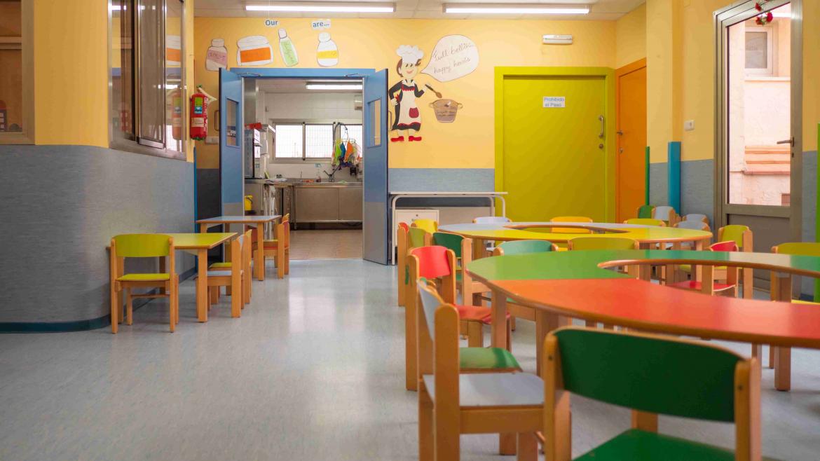 Esskantine in der Kita Kita essen Stühle Stuhl Tische