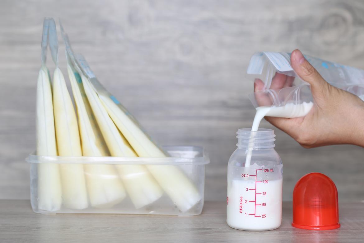 Muttermilch in Portionsbeuteln
